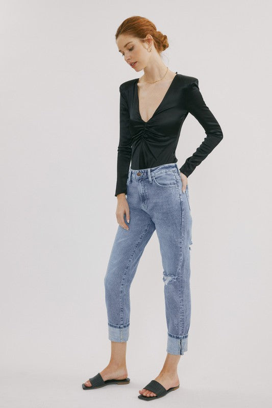 kancan medium wash high rise zipper stretchy mom jeans