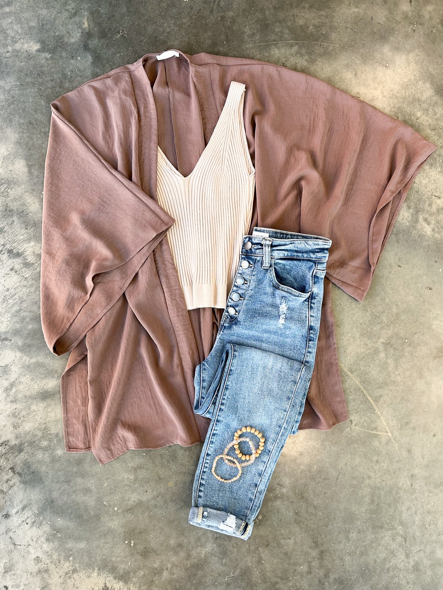brown kimono cardigan outfit
