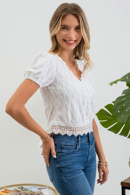 white lace short sleeve cropped top