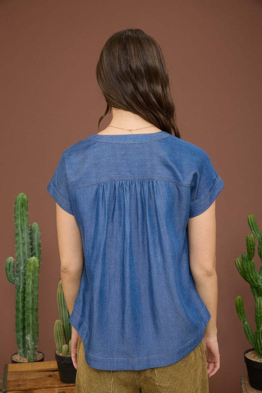 Dark blue short sleeve top