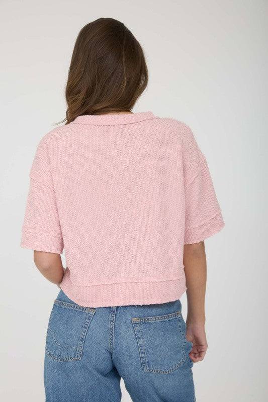 pink cropped t shirt