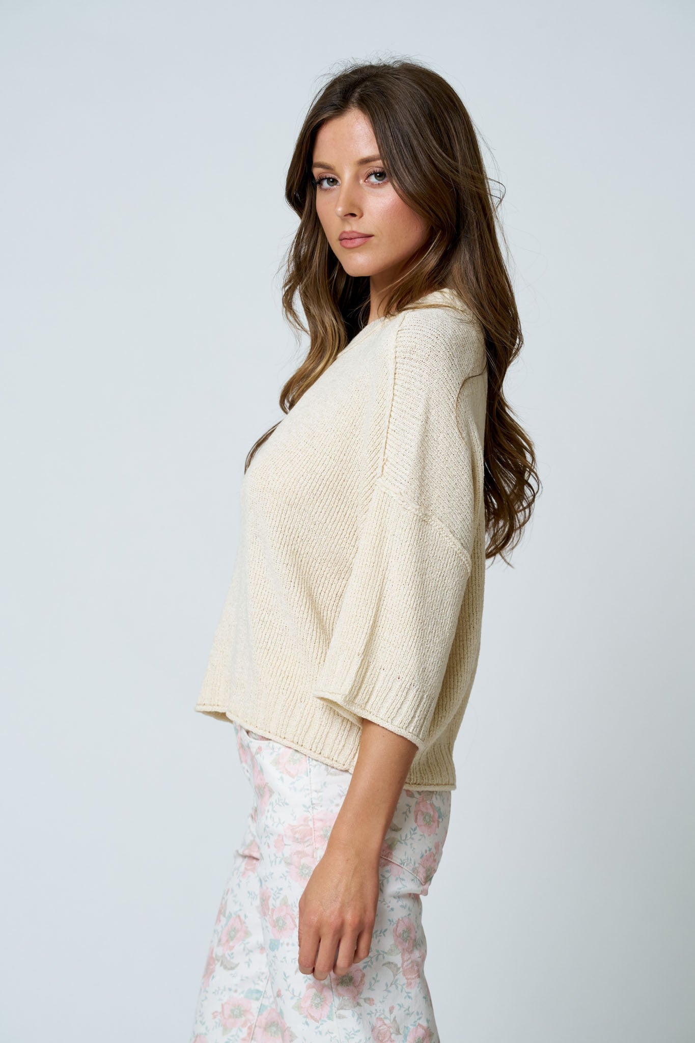 cream knit long sleeve sweater top