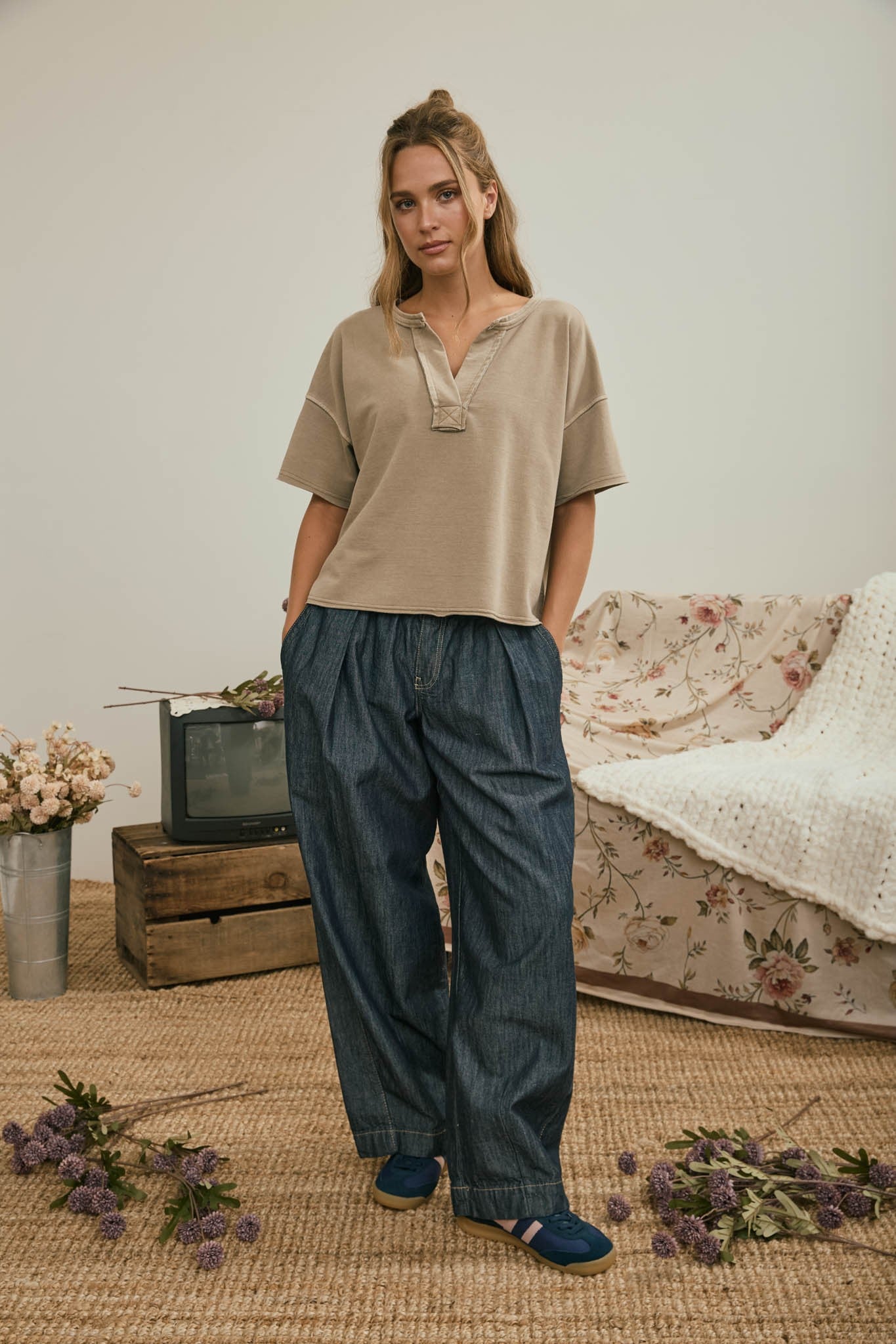 brown short sleeve v neck flowy top