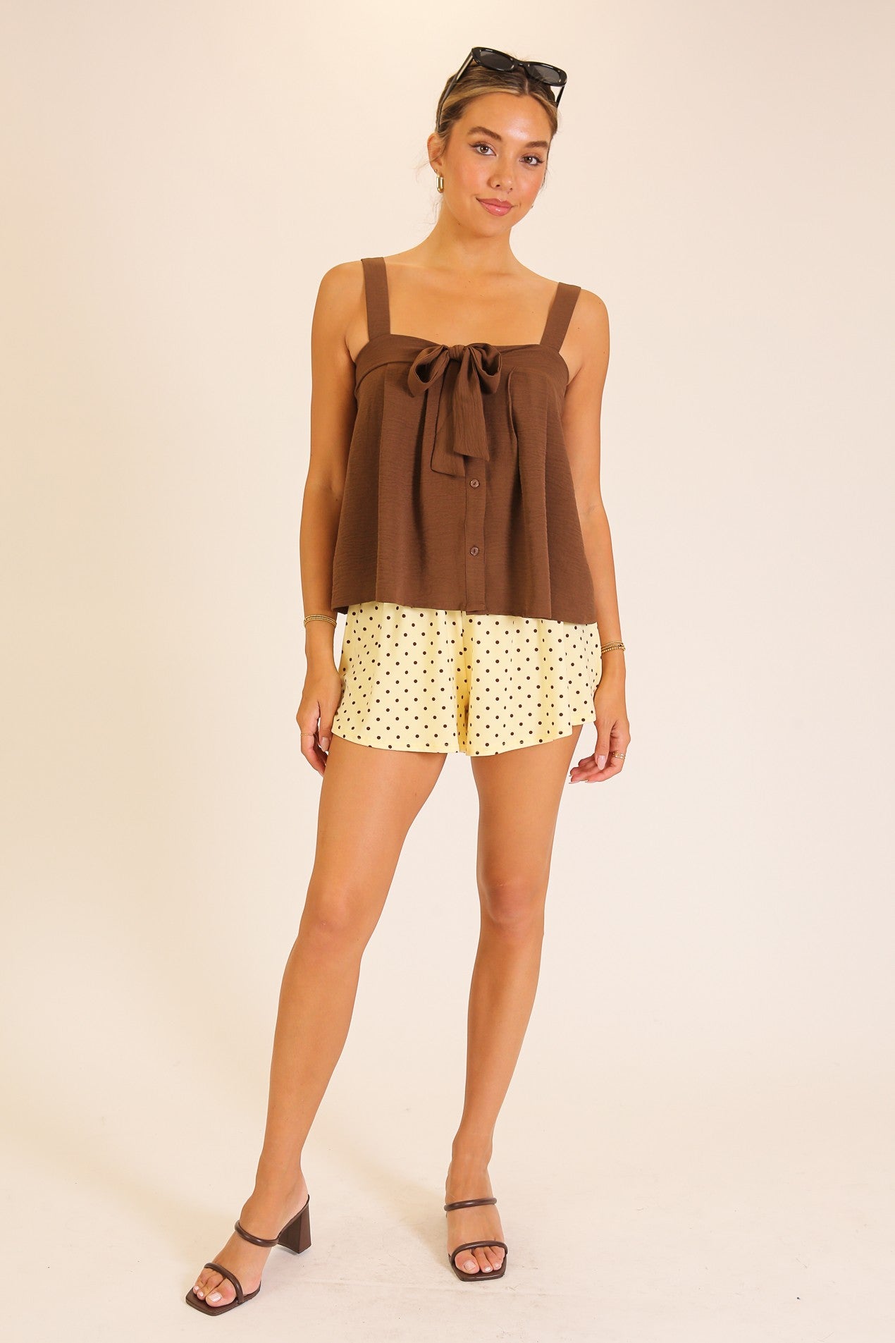 brown flowy sleeveless top
