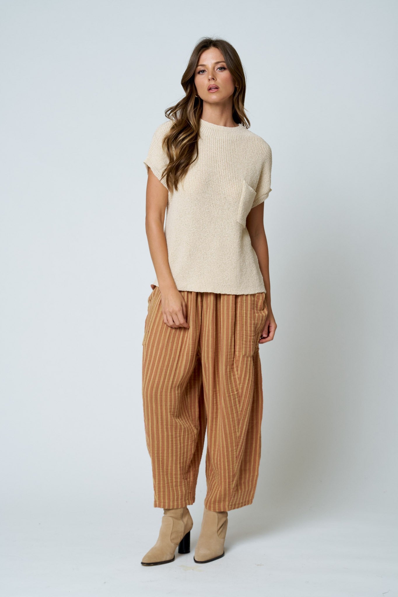 Oatmeal Short Sleeve Knit Pocket Sweater
