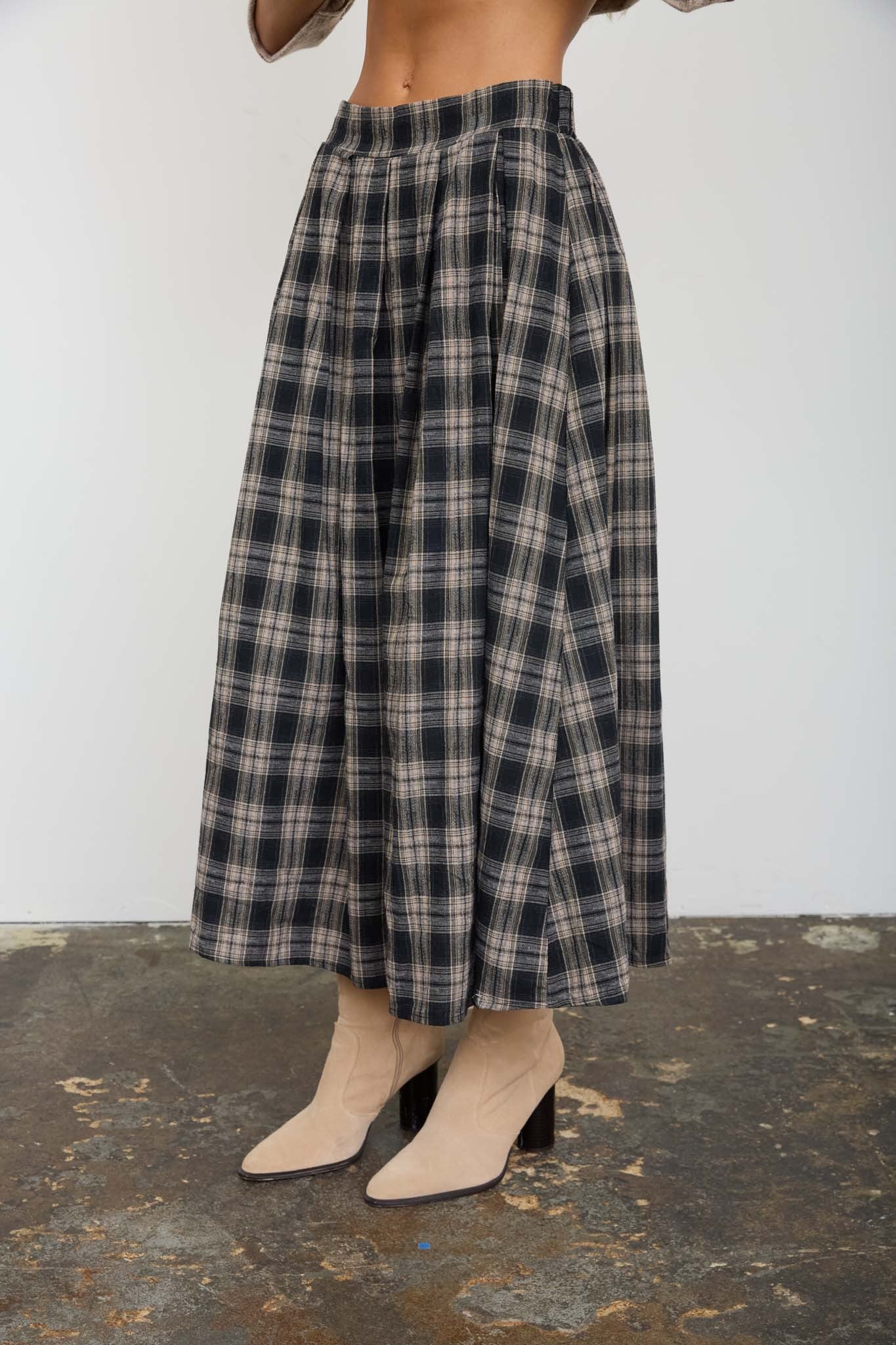 blu pepper black plaid elastic waist midi skirt