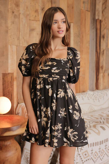 black floral puff sleeve short dress