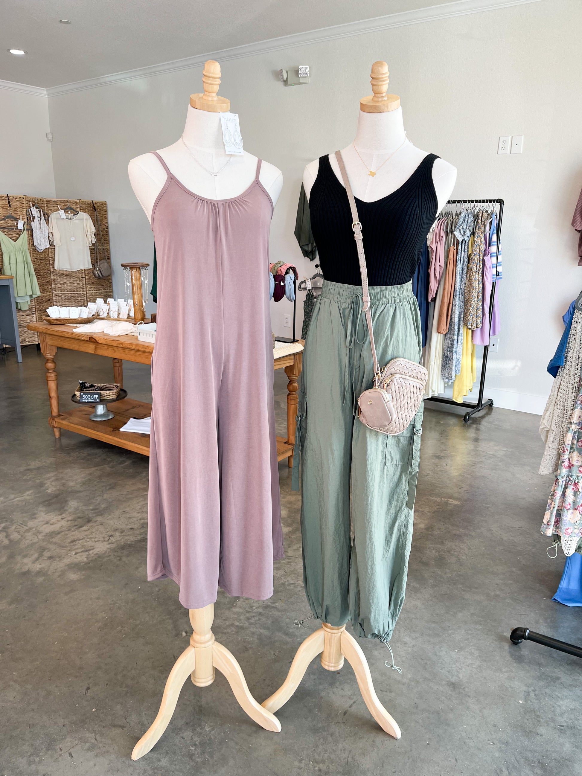 olive cargo pants outfit ideas
