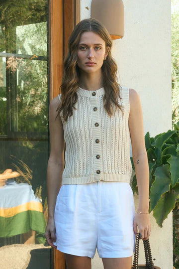 blu pepper oatmeal sleeveless knit button top